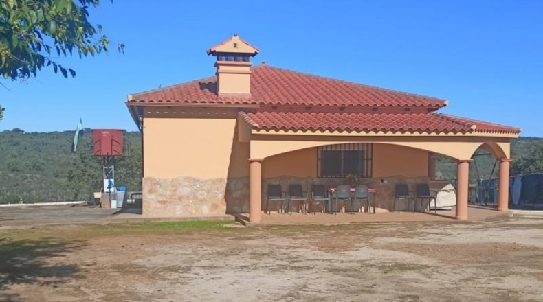 Badajoz - Alburquerque - 25000m2