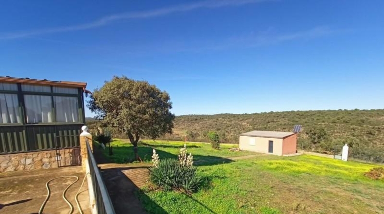 Badajoz - Alburquerque - 25000m2