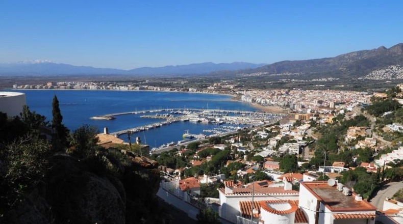 Gerona - Roses - 675m2