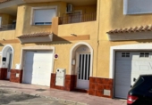Дом с участком на продажу в городе Los Alcázares Фото