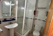 Дом с участком на продажу в городе Los Alcázares Фото