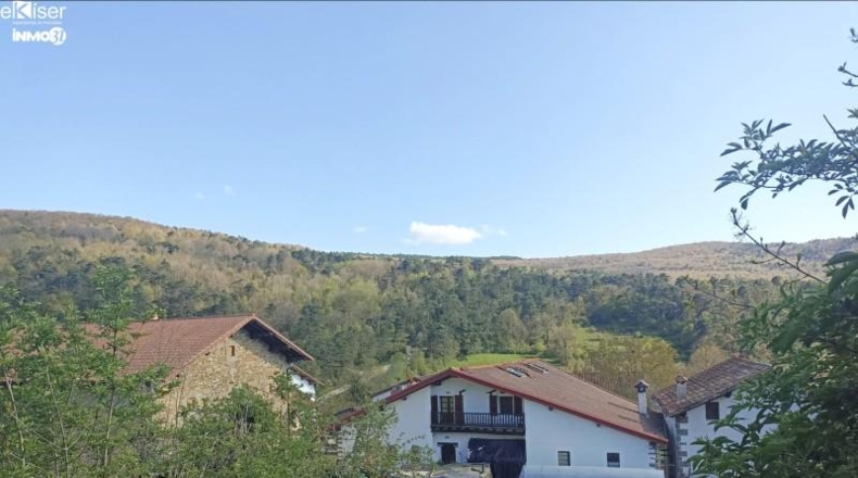 Navarra - Esáin - 472m2