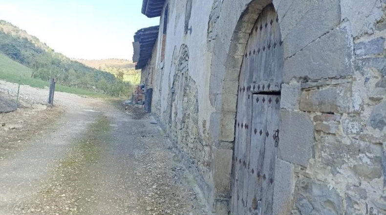 Navarra - Esáin - 472m2