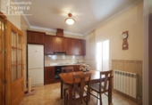 Дом с участком на продажу в городе Томельосо Фото