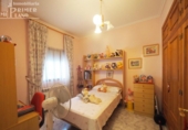 Дом с участком на продажу в городе Томельосо Фото