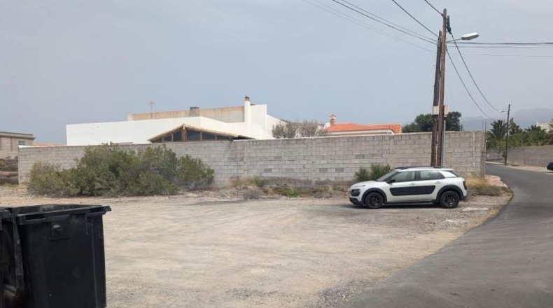 Santa Cruz de Tenerife - Granadilla de Abona - 611m2