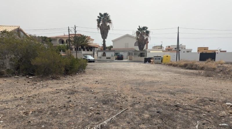 Santa Cruz de Tenerife - Granadilla de Abona - 611m2