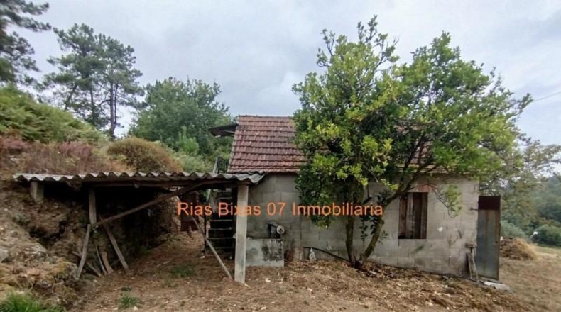 Понтеведра - Porriño - 2960m2