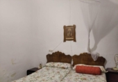 Отдельно стоящий дом с участком на продажу в городе La Roda Фото