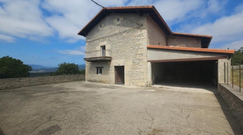 Burgos - Viergol - 562m2