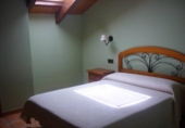 Casa de camp amb terreny en venda a la España, Vega de Espinareda, ref.: TR134575 foto