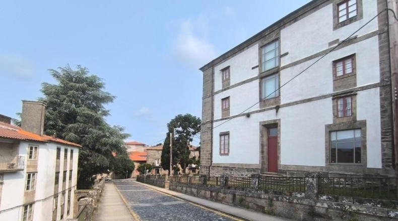 La Coruña - Santiago de Compostela - 183m2