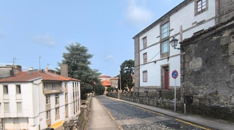 La Coruña - Santiago de Compostela - 183m2
