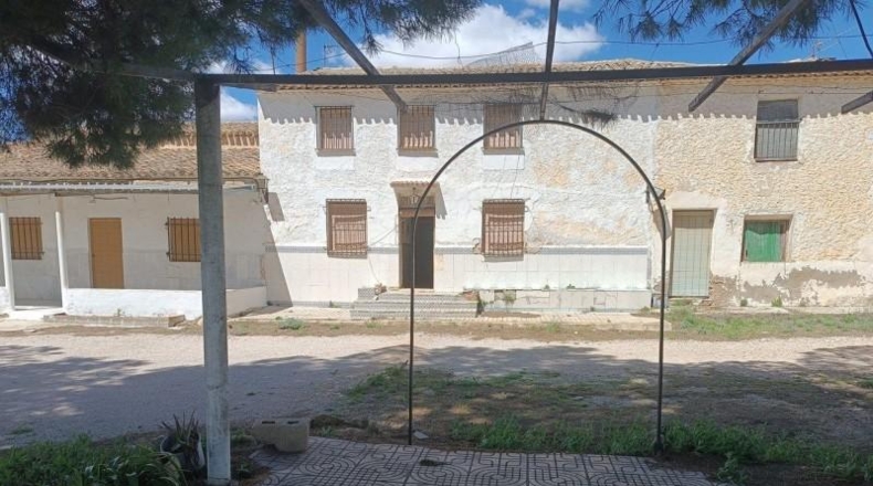Valencia - Валенсия - 367400m2