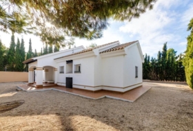 Fuente Álamo 857&nbsp;m²