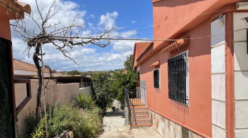 Valencia - Villamarchante - 927m2