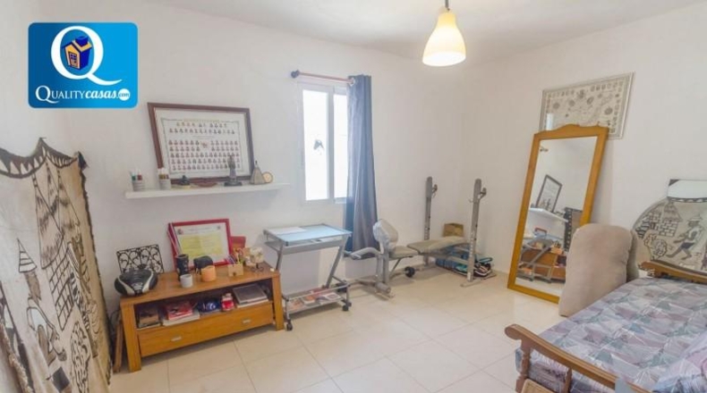 Alicante - Busot - 2250m2
