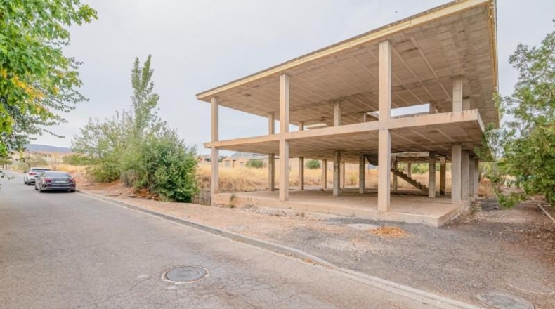 Granada - Ventas de Huelma - 490m2