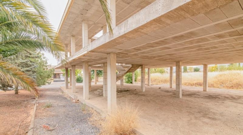 Granada - Ventas de Huelma - 490m2