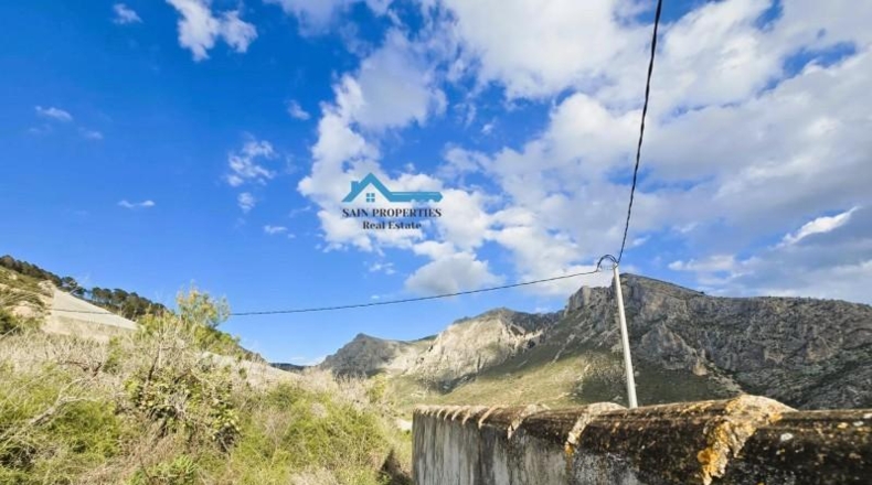 Аликанте - Callosa de Ensarriá - 14887m2