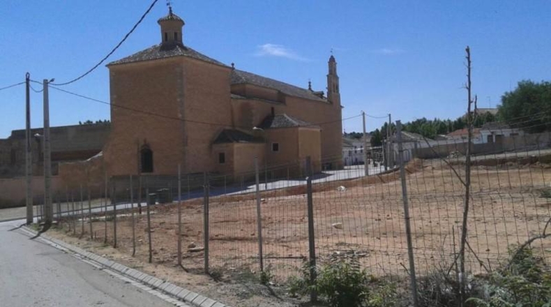 Albacete - Fuensanta - 3300m2