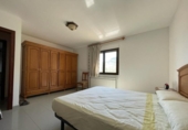 Chalet independiente con terreno en venta en la España, Corullón, ref: TR148935 foto