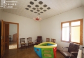 Дом с участком на продажу в городе Томельосо Фото
