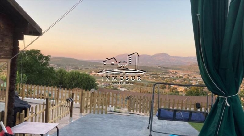 Córdoba - Lucena - 2000m2