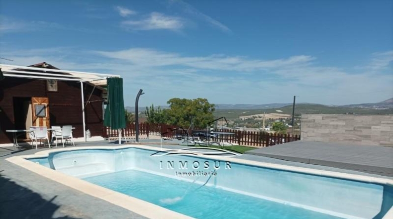 Córdoba - Lucena - 2000m2