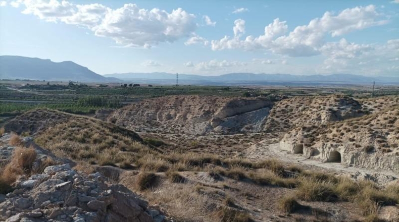 Granada - Baza - 88479m2