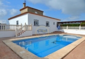 Xalet independent amb terreny en venda a la España, Llutxent, ref.: TR149439 foto