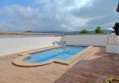 Xalet independent amb terreny en venda a la España, Llutxent, ref.: TR149439 foto