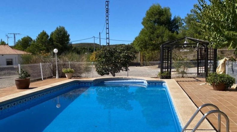 Albacete - Almansa - 4000m2