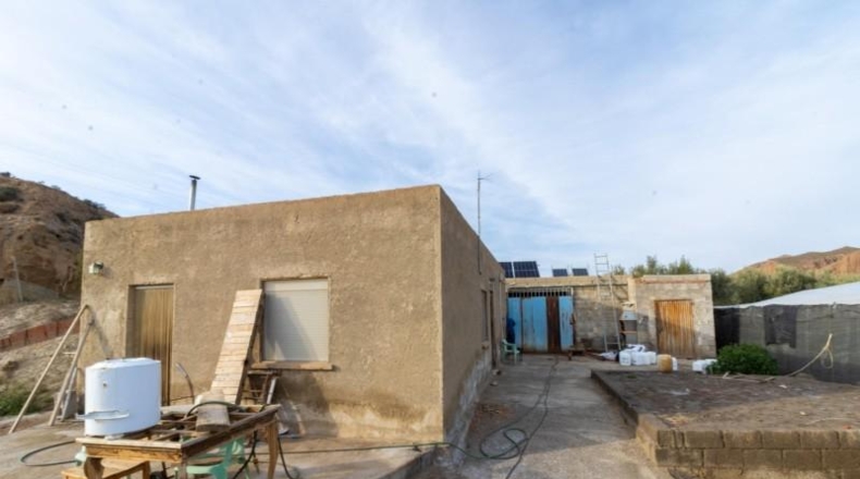 Almería - Альхабия - 12700m2