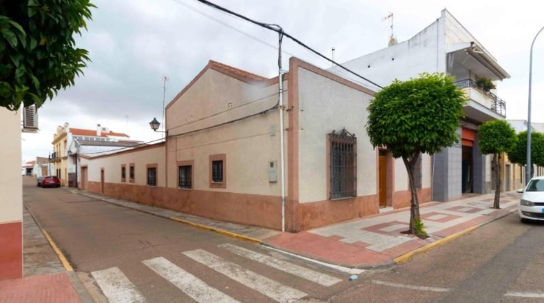 Badajoz - Талавера-ла-Реаль - 238m2