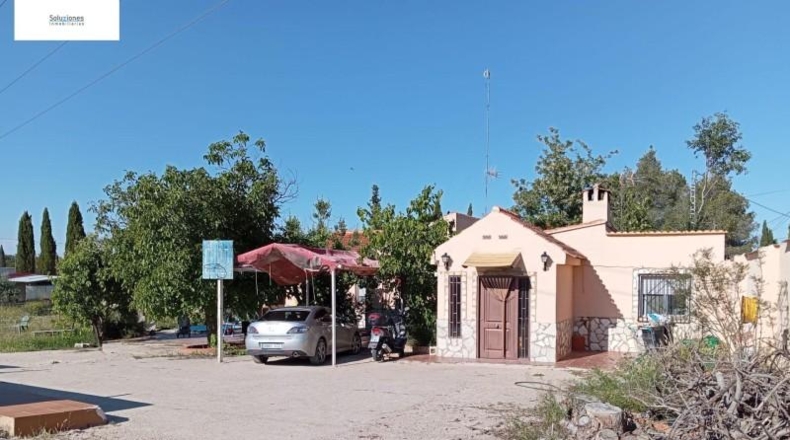 Albacete - Albacete - 2700m2