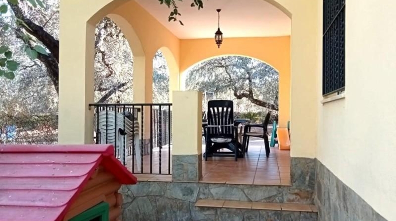 Seville - Castilblanco de los Arroyos - 250m2