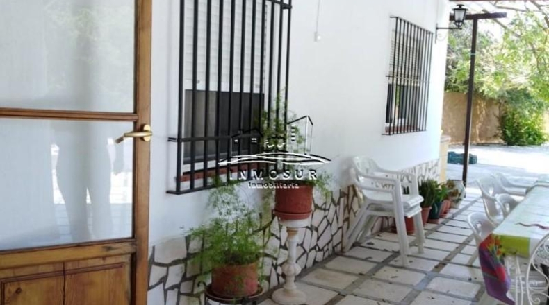 Córdoba - Lucena - 1500m2