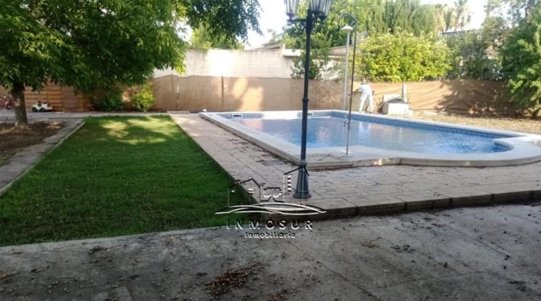 Córdoba - Lucena - 1500m2
