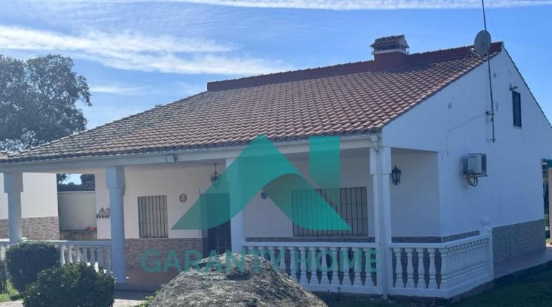 Cáceres - Cáceres - 1700m2