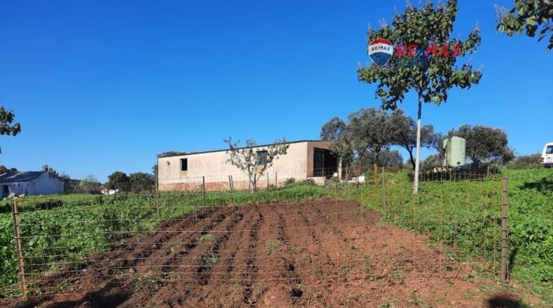 Badajoz - Alburquerque - 400000m2