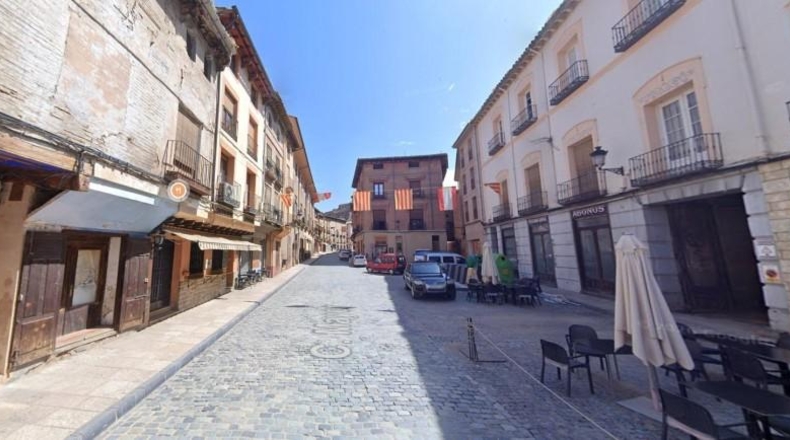 Zaragoza - Daroca - 1025m2