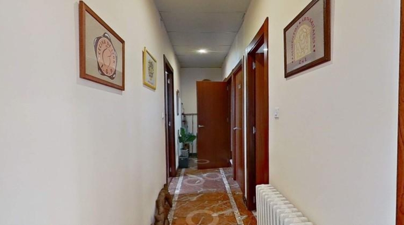 León - Сариегос-дель-Бернесга - 428m2