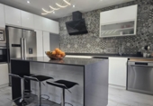 Chalet independiente con terreno en venta en la España, Esparreguera, ref: TR198786 foto