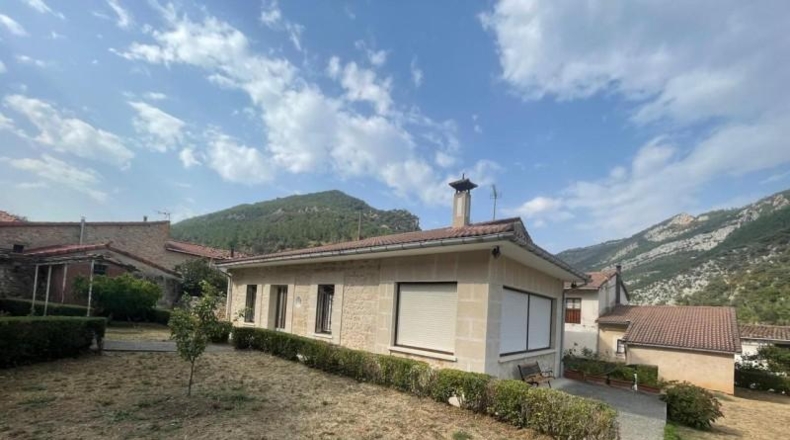 Burgos - Треспадерне - 1490m2