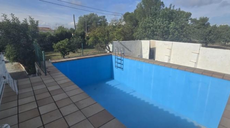 Валенсия - Villamarchante - 830m2
