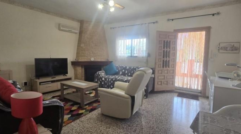 Валенсия - Villamarchante - 830m2