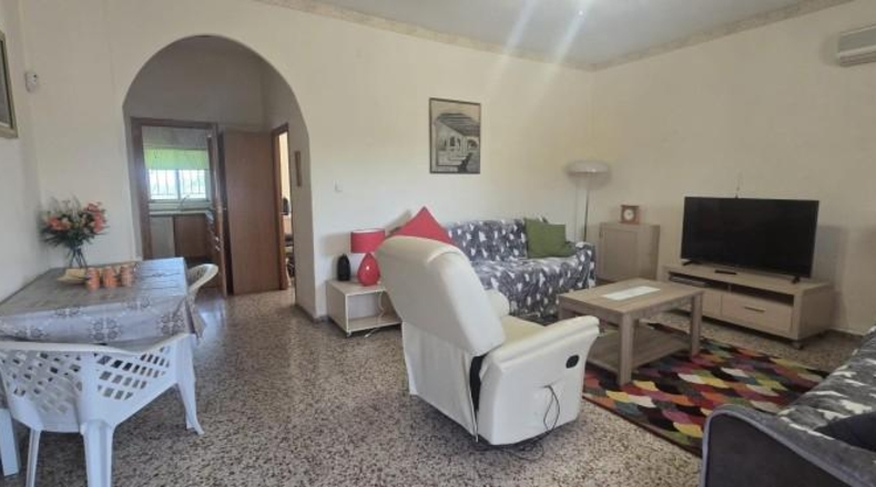 Валенсия - Villamarchante - 830m2