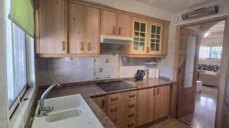 Валенсия - Villamarchante - 830m2