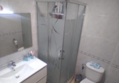 Дом с участком на продажу в городе Baena Фото